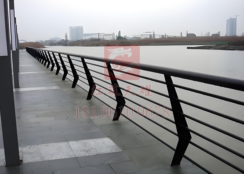 贈(zèng)送安裝-贈(zèng)送運(yùn)輸-河道護(hù)欄